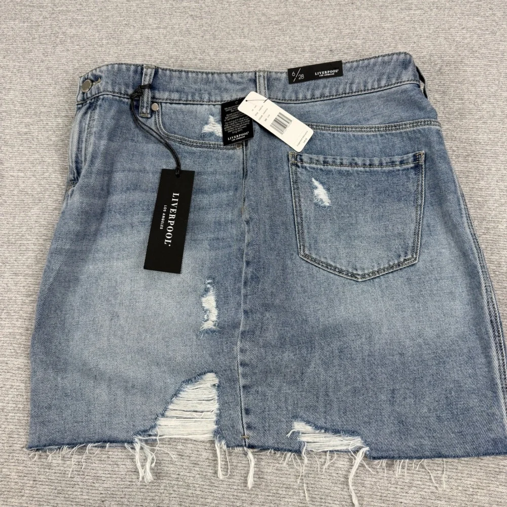 Liverpool Los Angeles‎ Distressed Denim Mini Skirt Evanston Blue Size 6 MSRP $68